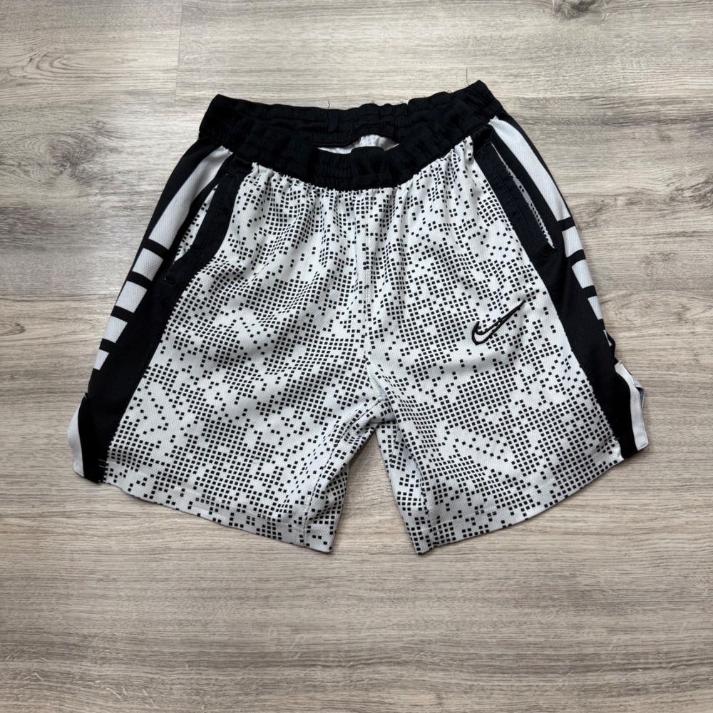 Nike Boys XL Dri-FIT Basketball Shorts Black White Digital Pixel Pattern Pocket